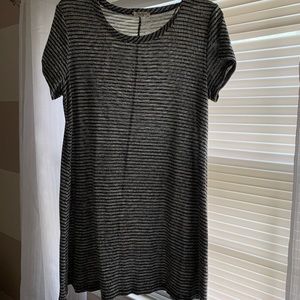 Olivia Rae Tunic Dress Black & Gray Size Large
